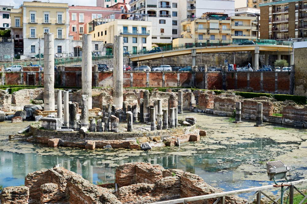 napoli, italy, pozzuoli, old romans, ruine, ruins, port, harbour, summer, holiday, dolce vita