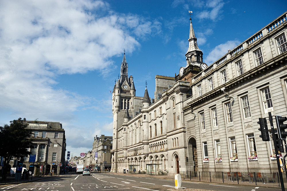 Strolling around Aberdeen and to Old Aberdeen and the university, what a beautiful summer day in Scotland.
