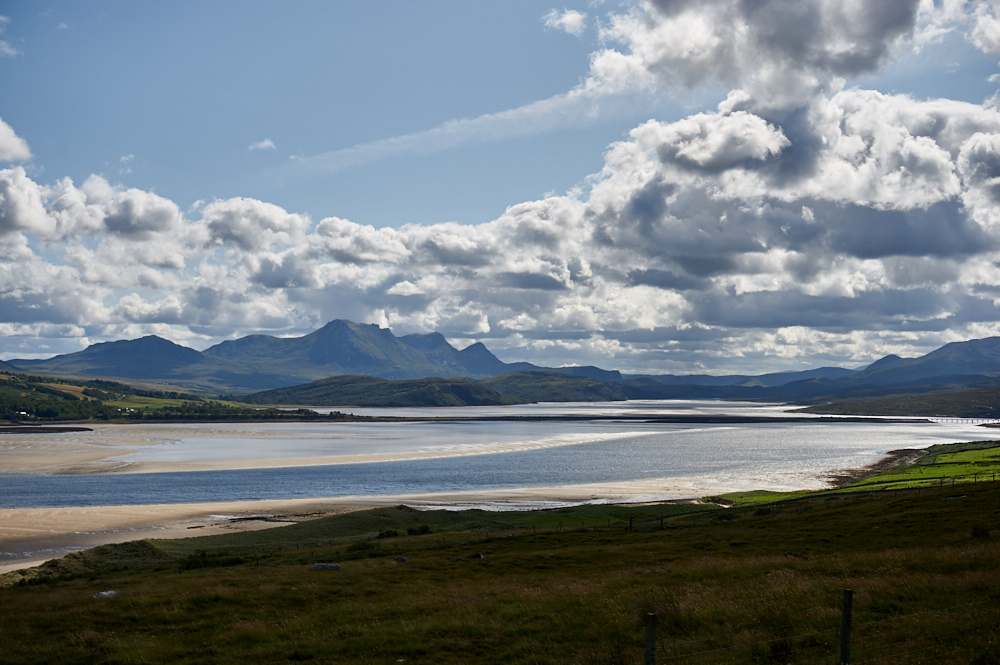 Visiting Talmine Bay in Sutherland, the North of Scotland and taking a break at the turquoise sea and white beach.