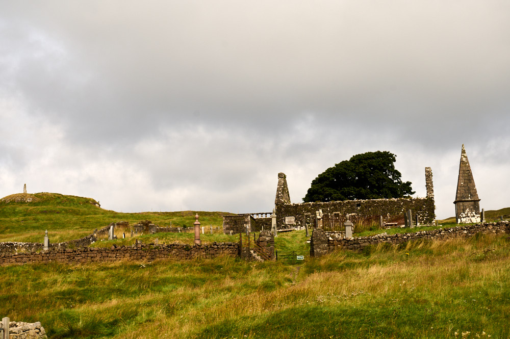 Walking around the old St Mary´s Church in Dunvegan, Isle of Skye