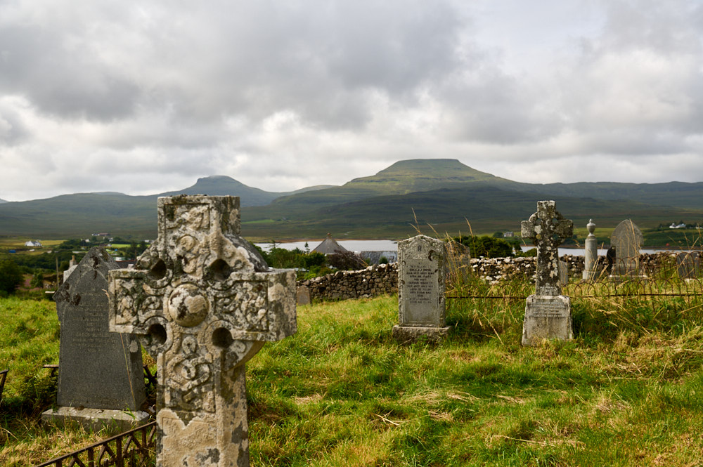 Walking around the old St Mary´s Church in Dunvegan, Isle of Skye