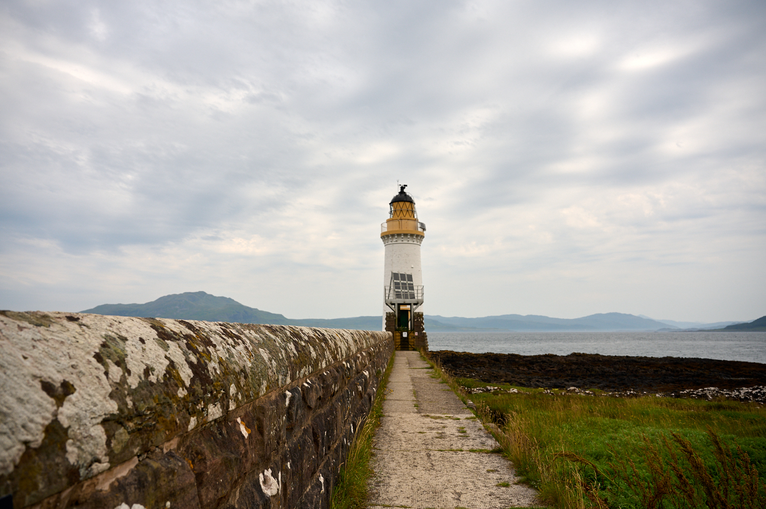 Walking from Tobermory to the Tobermory Lighthouse in the Isle of Mull.